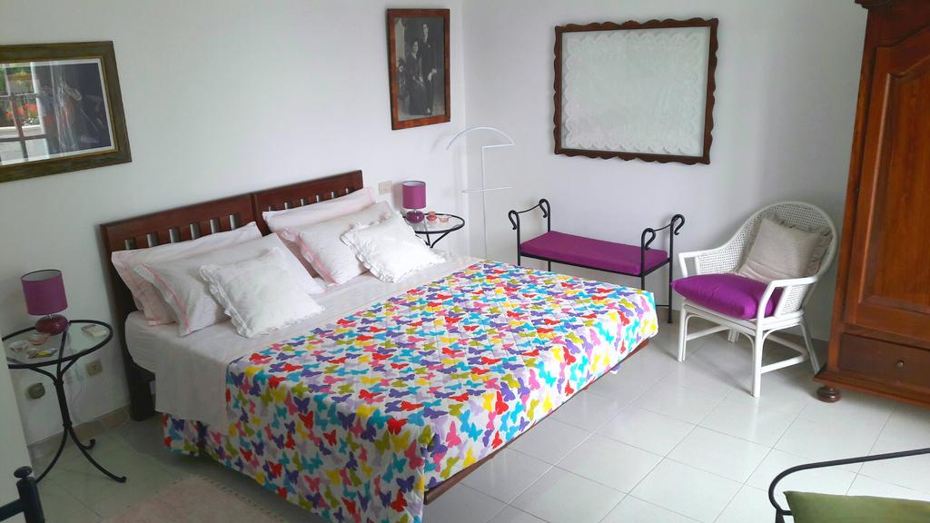 B&B Villa Ada Formia Bagian luar foto